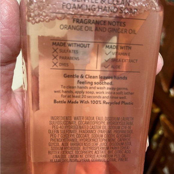 Bath & Body Works Orange + Ginger Foaming Hand Soap 🆕 (4) - Picture 3 of 4